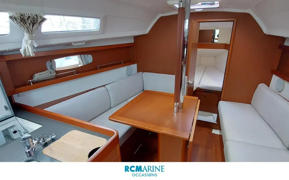 slider 4 Beneteau Oceanis 31