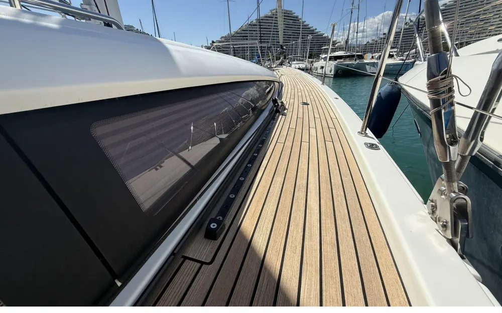 slider 28 Jeanneau  54