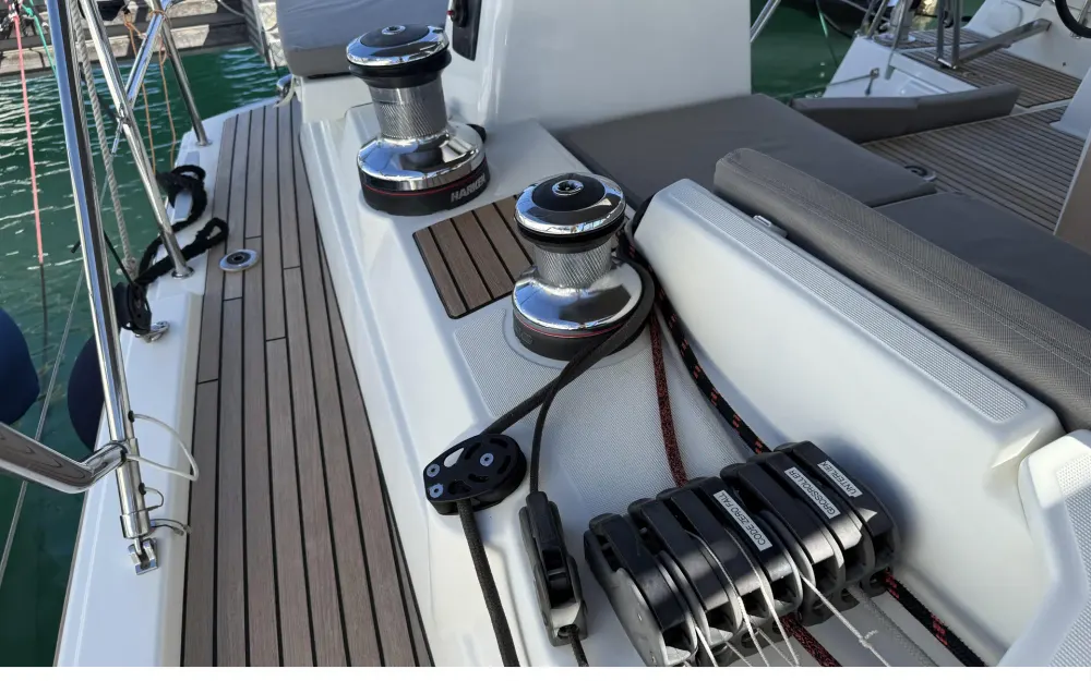 slider 35 Jeanneau  54