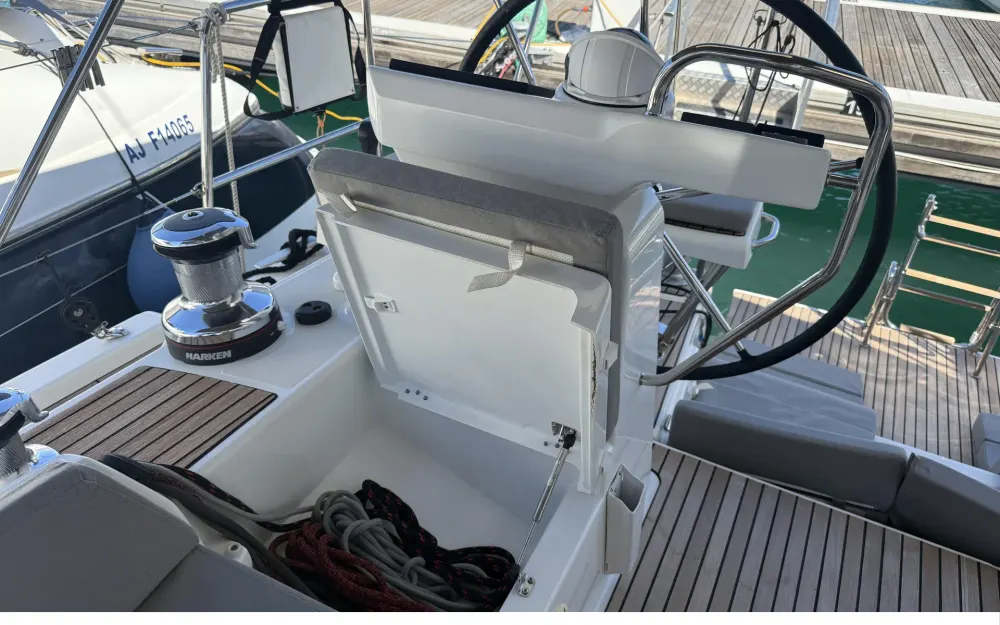 slider 36 Jeanneau  54
