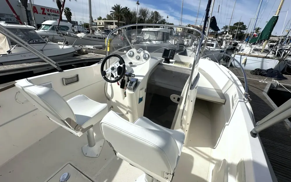 slider 5 Quicksilver  635 Commander