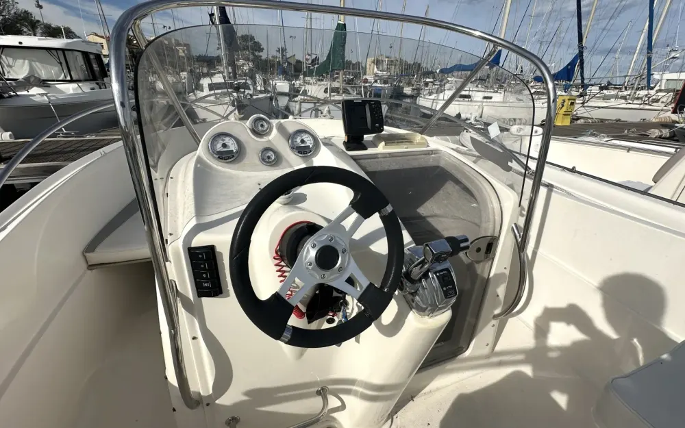 slider 7 Quicksilver  635 Commander