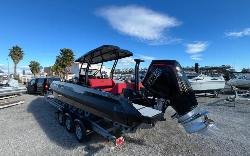 slider 3 Iron Boats 907
