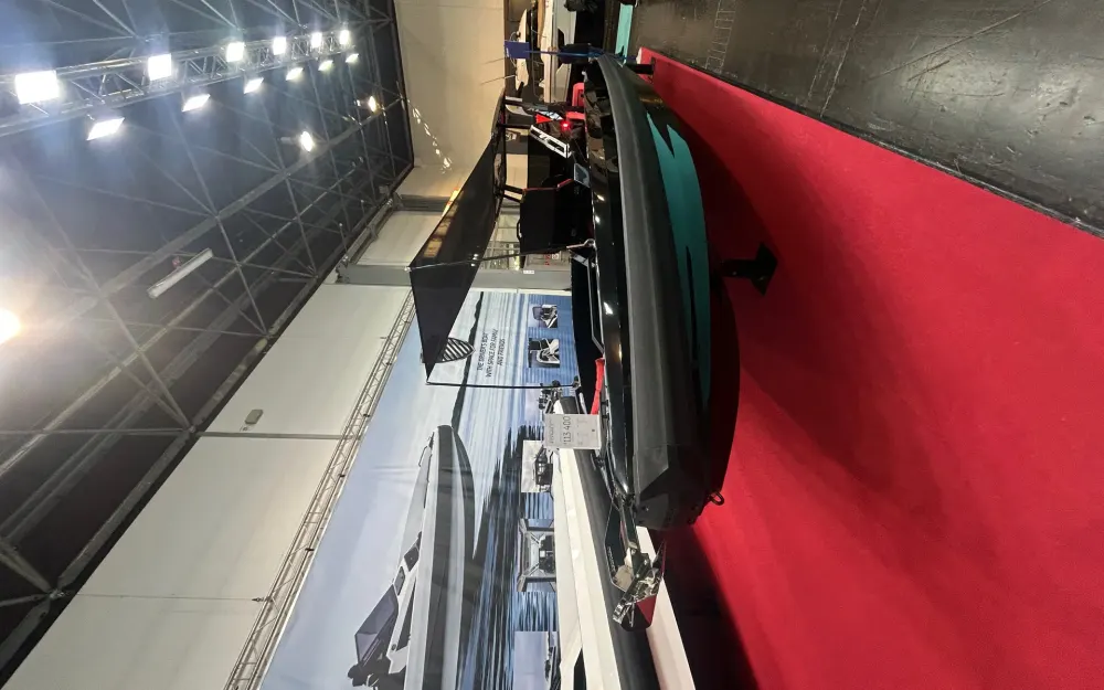 slider 14 Iron Boats 907