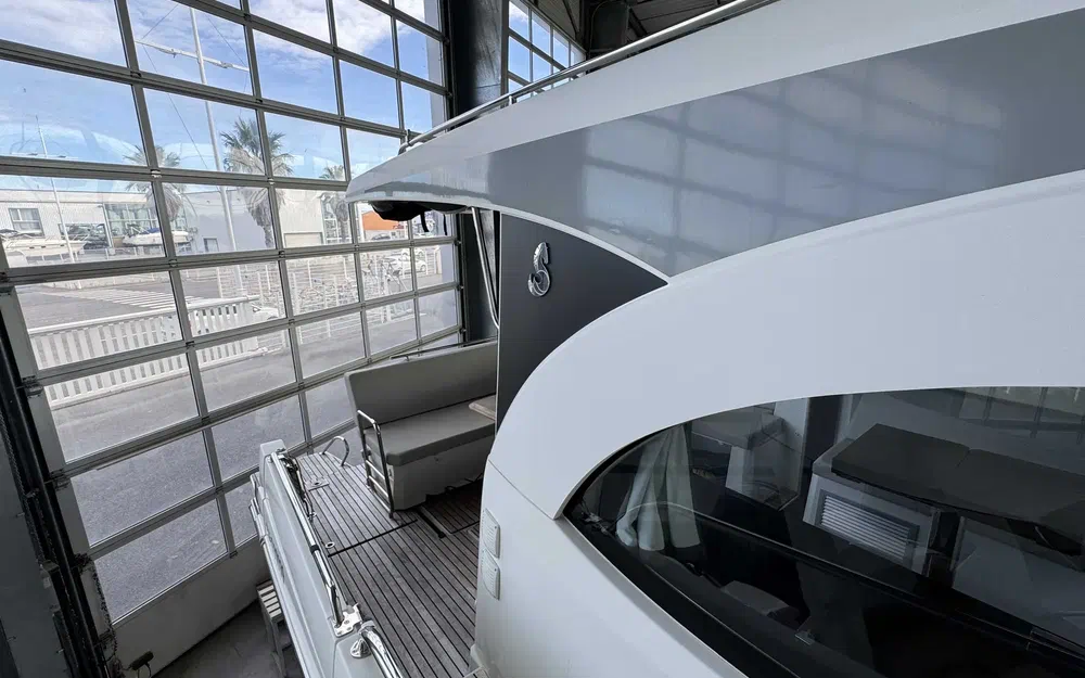 slider 13 Beneteau Antares 11