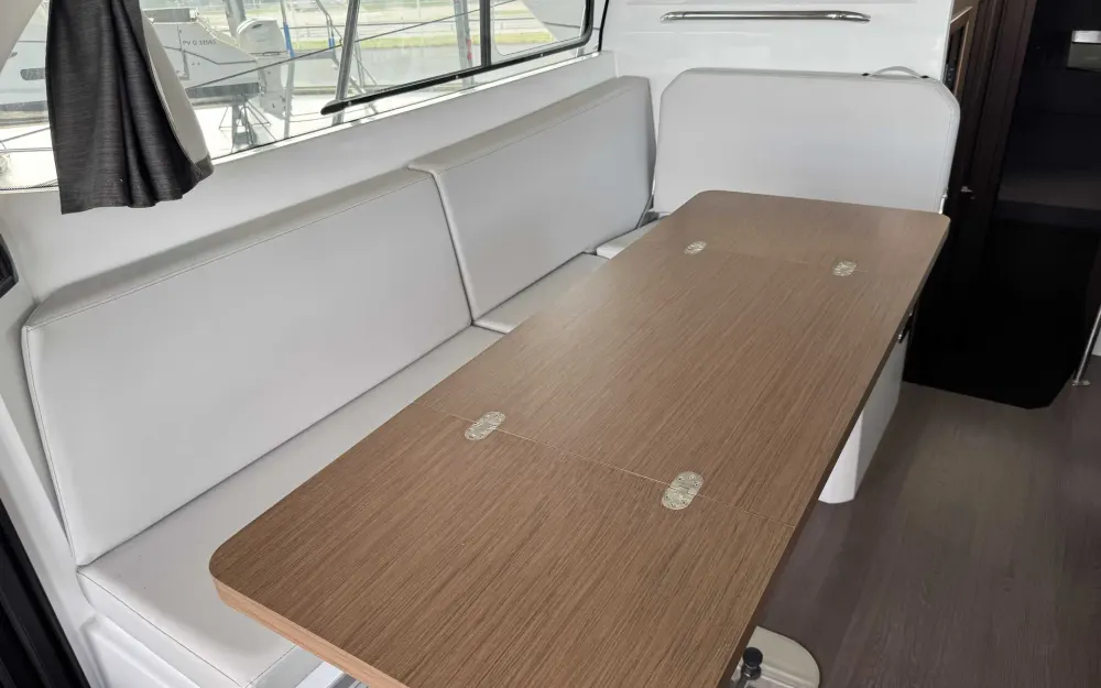 slider 13 Beneteau Antares 11 OB