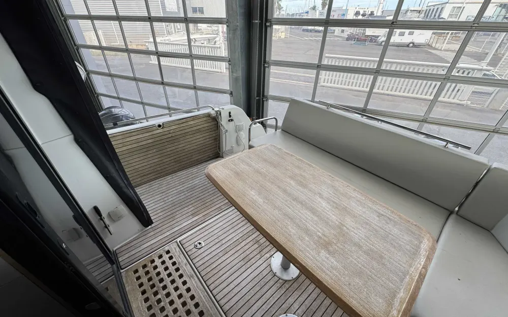 slider 5 Beneteau Antares 11 OB