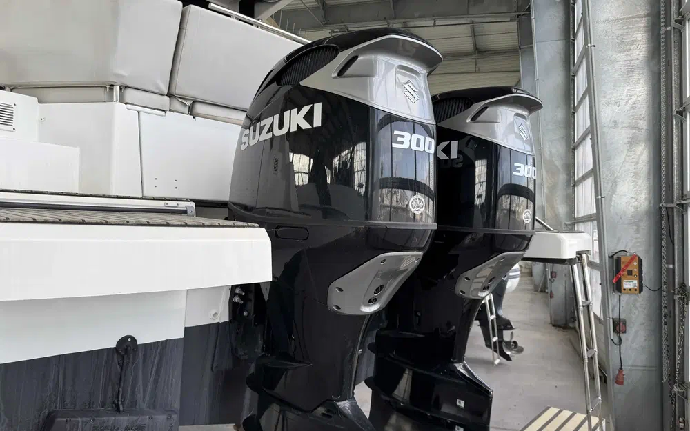 slider 6 Beneteau Antares 11