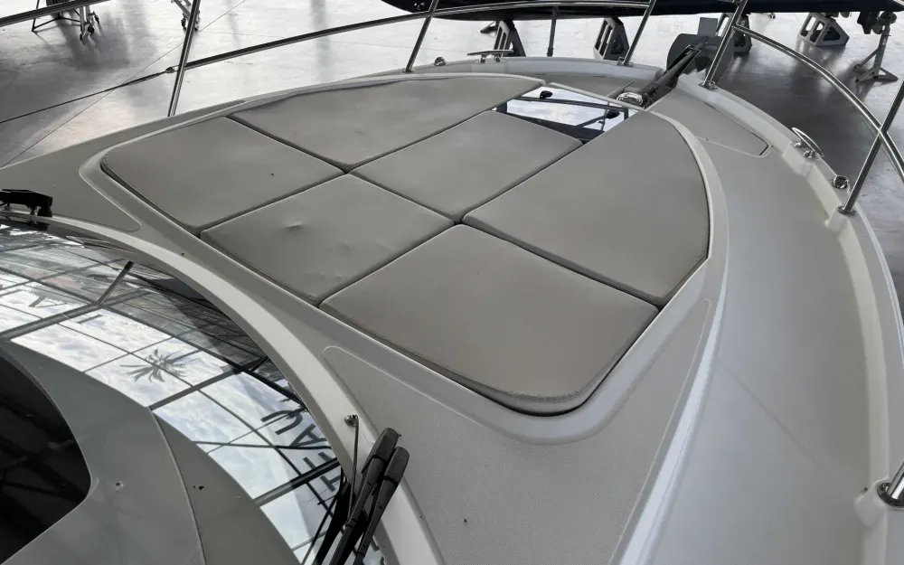 slider 6 Beneteau Antares 11 OB