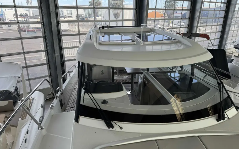 slider 7 Beneteau Antares 11 OB