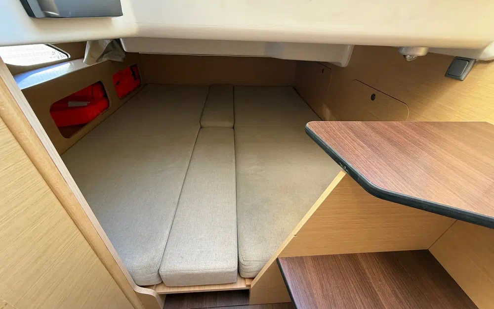 slider 18 Beneteau Flyer 850 Sun Deck