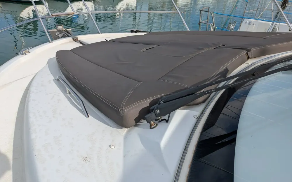 slider 6 Jeanneau NC 11