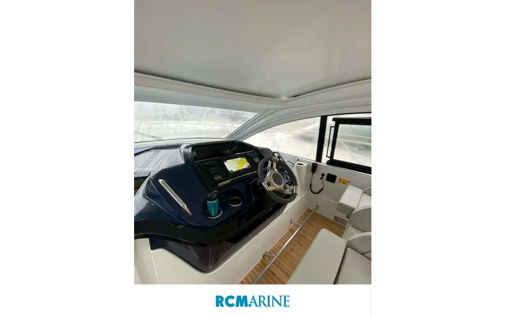 slider 10 Beneteau Gran Turismo 41
