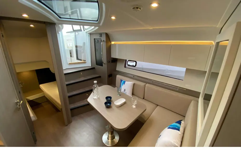 slider 13 Beneteau Gran Turismo 41
