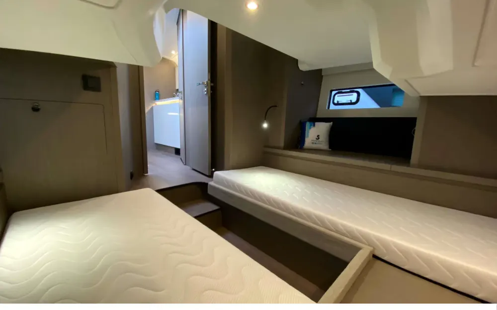 slider 17 Beneteau Gran Turismo 41