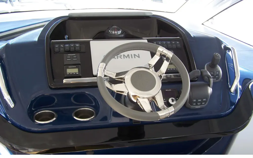 slider 3 Beneteau Gran Turismo 41