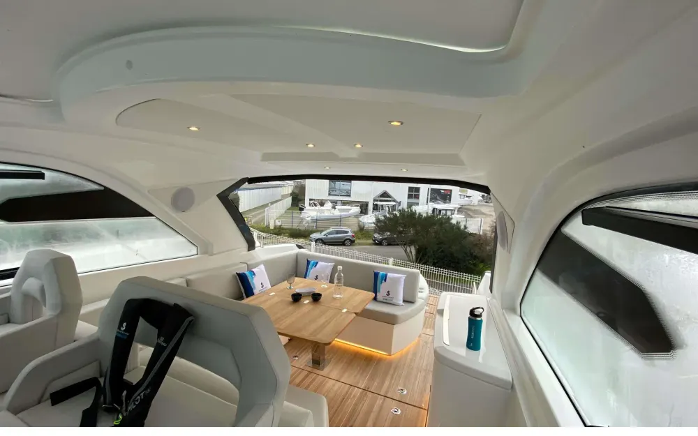slider 4 Beneteau Gran Turismo 41