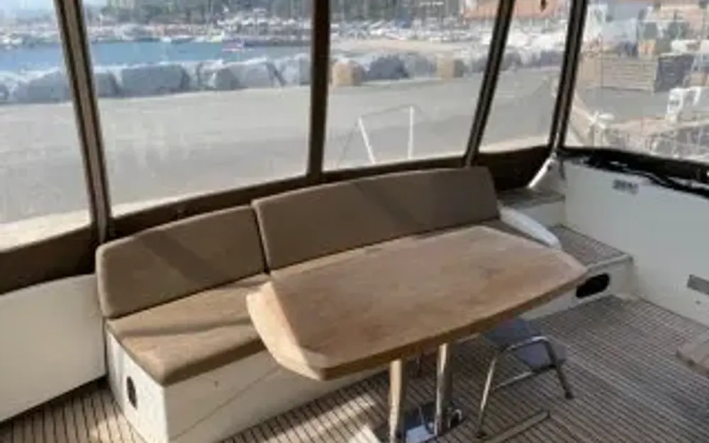slider 10 Prestige Yachts Prestige 500 Fly