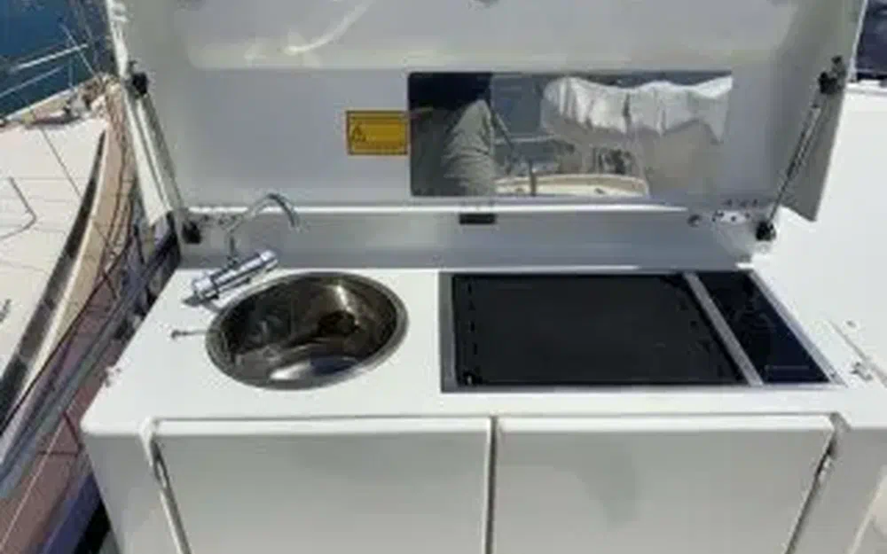 slider 5 Prestige Yachts 500 Fly