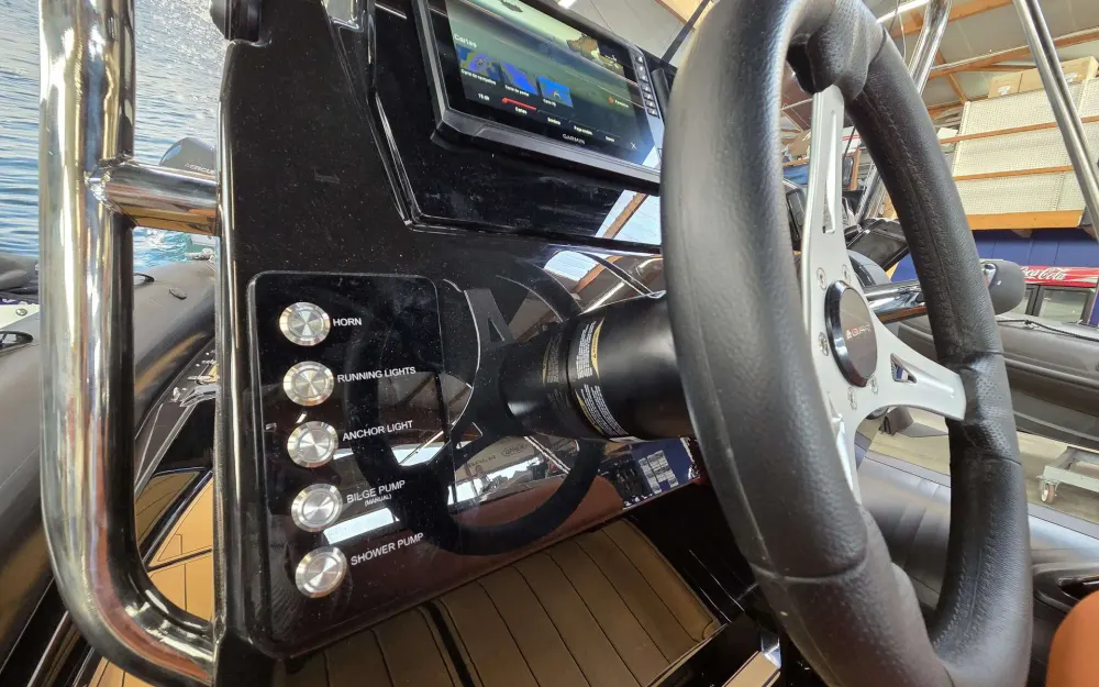slider 13 Brig Eagle 6.7