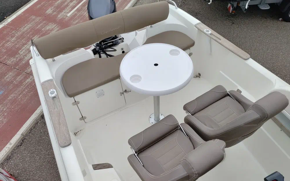 slider 8 B2 Marine Cap Ferret 522Cruiser