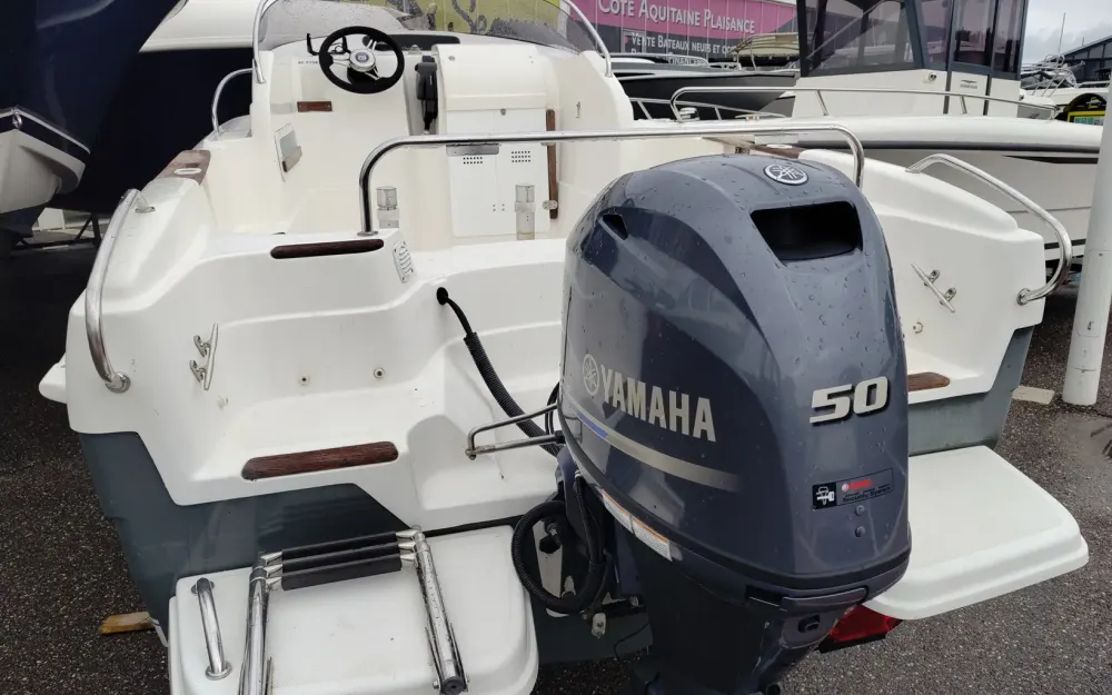 slider 5 B2 Marine Cap Ferret 522Cruiser