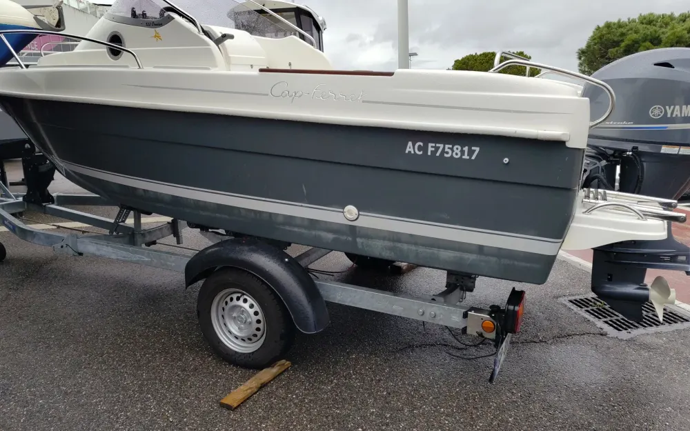 slider 6 B2 Marine Cap Ferret 522Cruiser