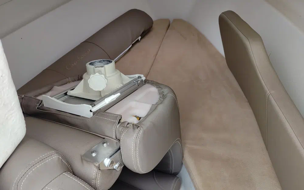 slider 10 B2 Marine Cap Ferret 522