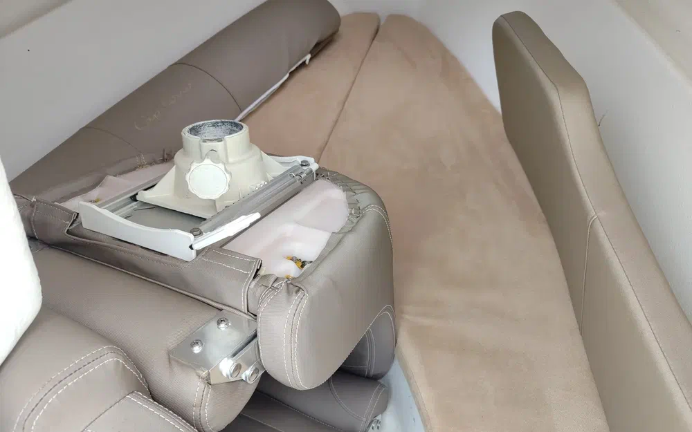 slider 11 B2 Marine Cap Ferret 522