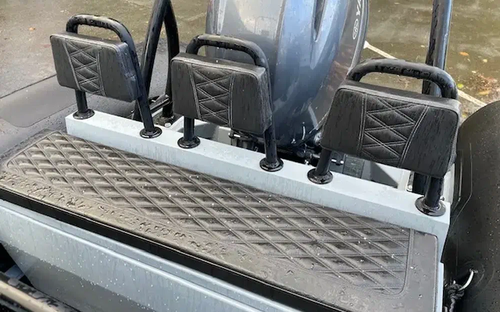 slider 13 3D Tender Nividic 550