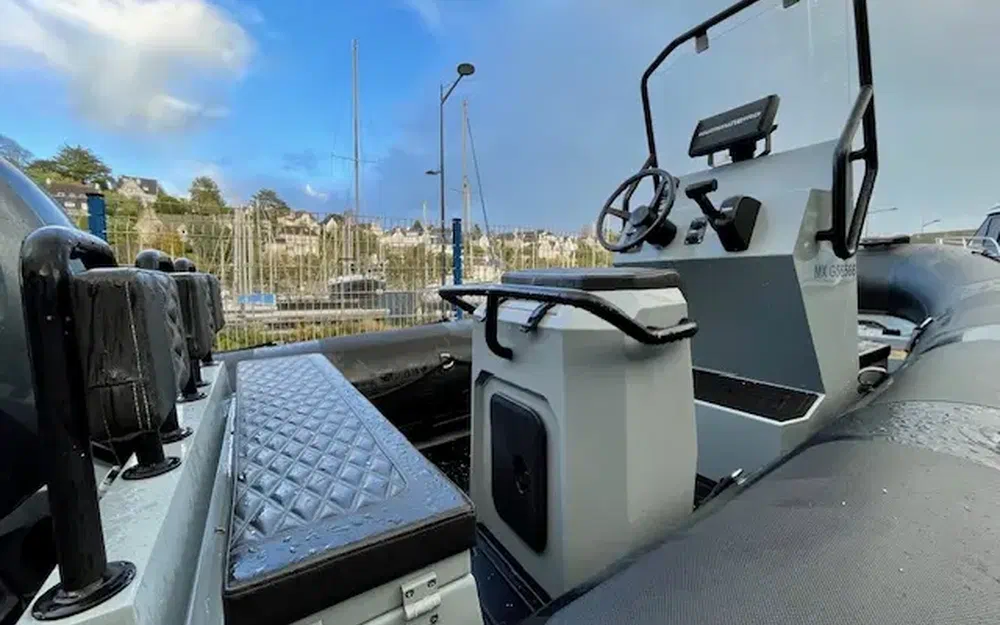 slider 5 3D Tender Nividic 550