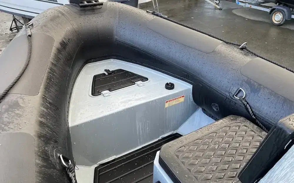 slider 7 3D Tender Nividic 550