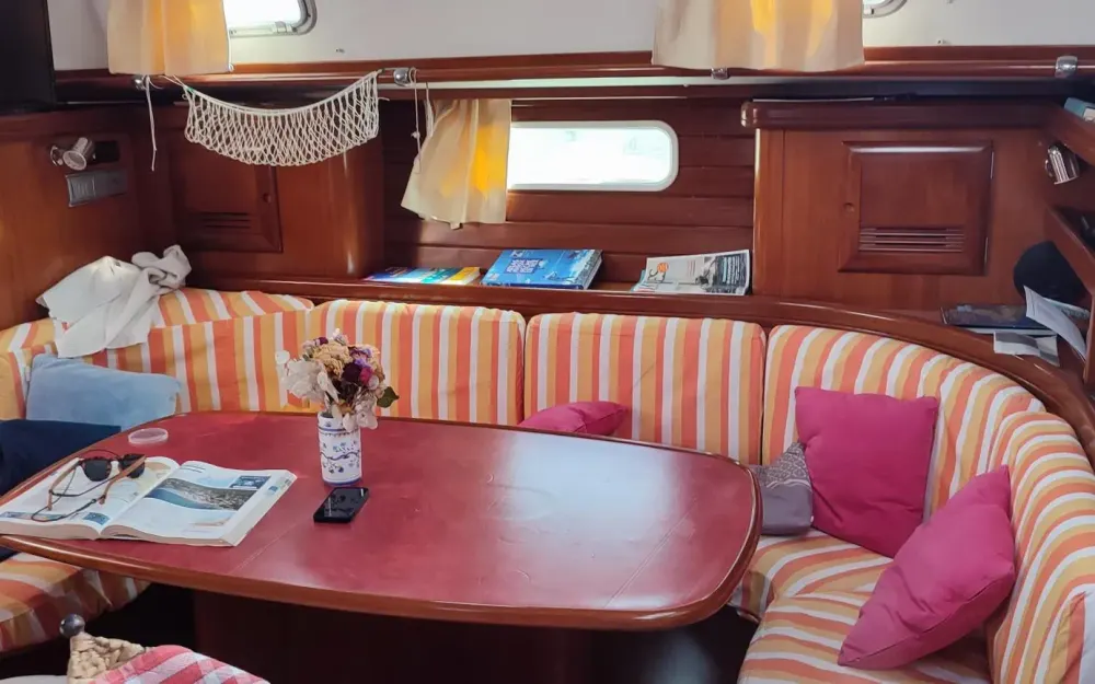 slider 7 Beneteau  50
