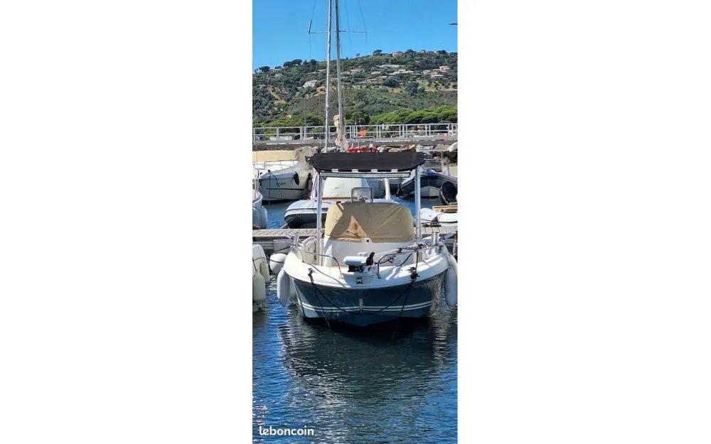 slider 1 Jeanneau Cap Camarat 6.5 CC