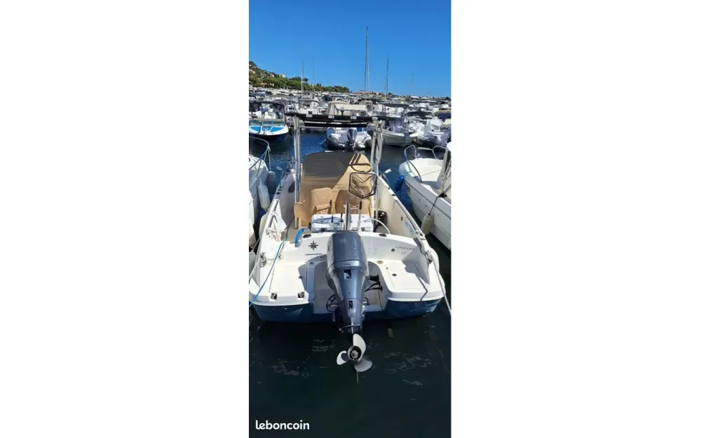 slider 2 Jeanneau Cap Camarat 6.5 CC