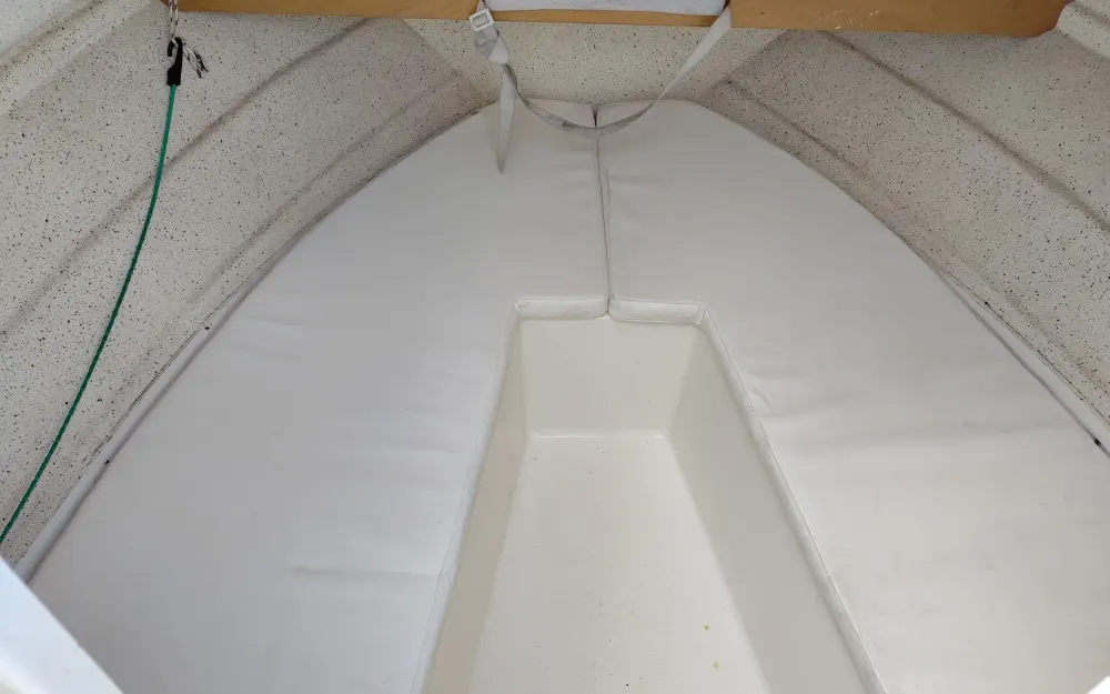 slider 7 Quicksilver Activ 420 Cabin