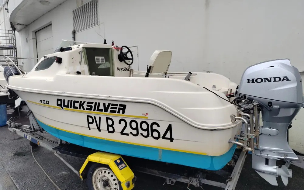slider 2 Quicksilver Activ 420 Cabin