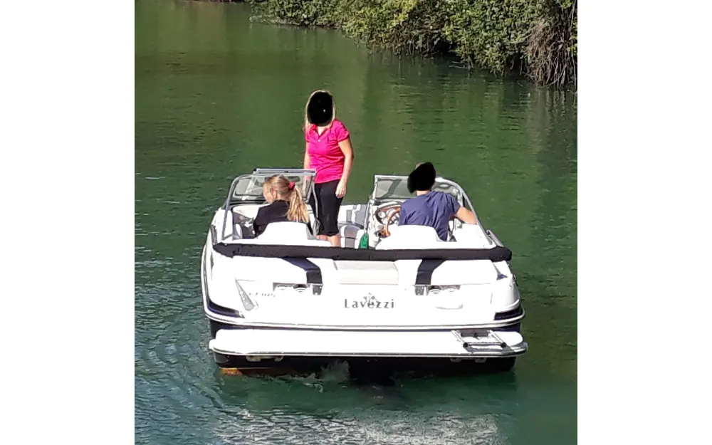 slider 1 Glastron  GT 185