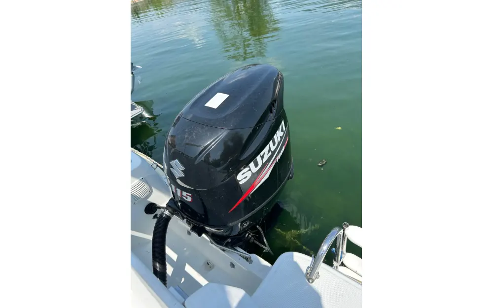 slider 2 Beneteau Flyer 550 Open S2