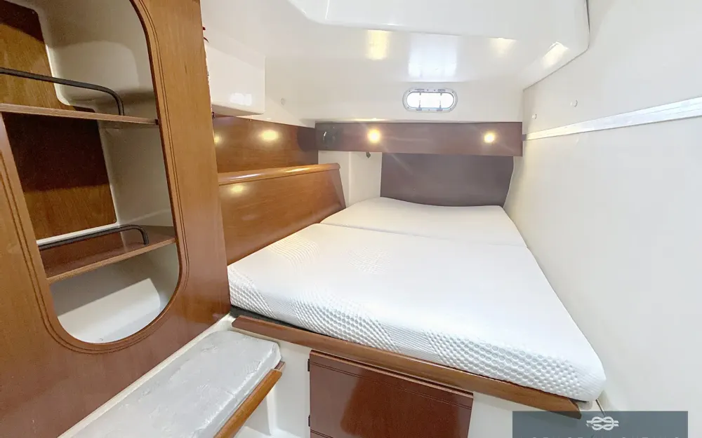 slider 38 Fountaine Pajot Lavezzi 40