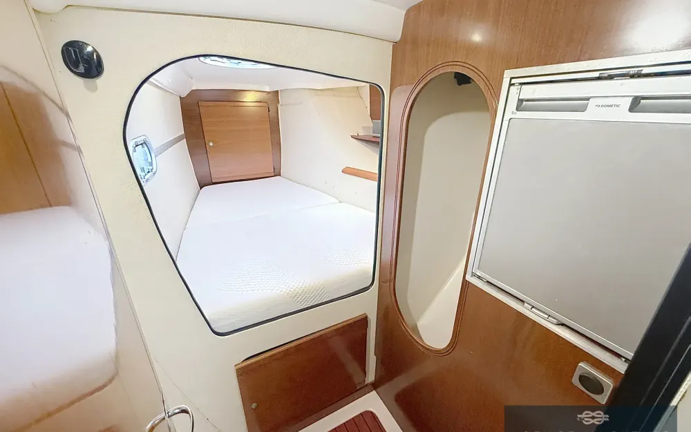 slider 39 Fountaine Pajot Lavezzi 40