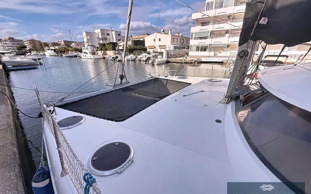 slider 5 Fountaine Pajot Lavezzi 40