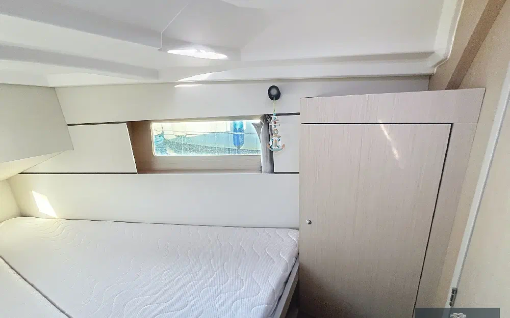 slider 12 Beneteau Oceanis 35.1