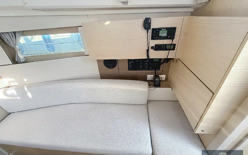 slider 17 Beneteau Oceanis 35.1