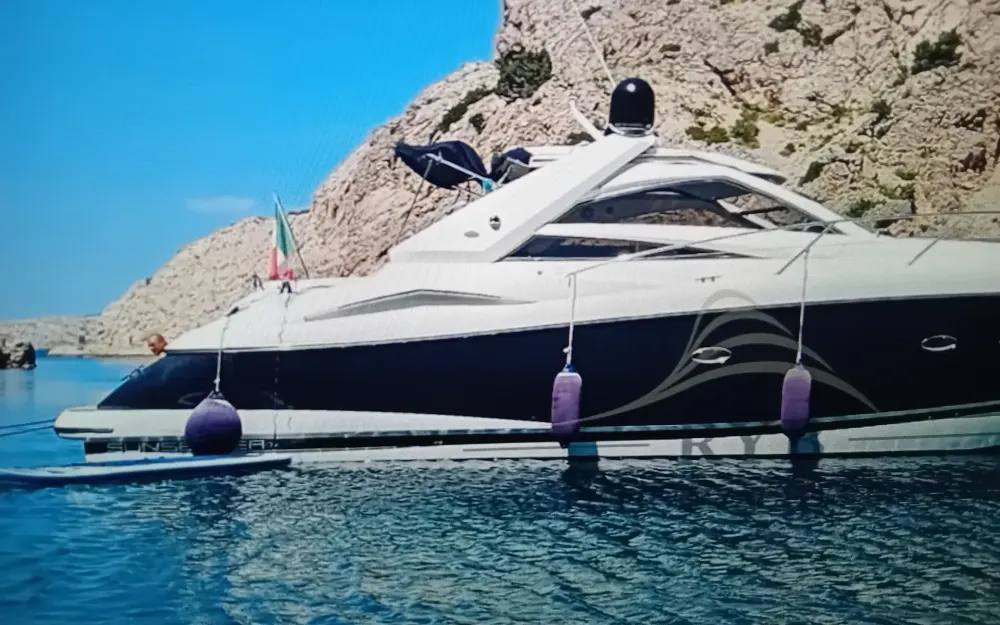 slider 1 Sunseeker Portofino 53