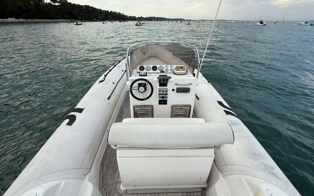 slider 7 Joker Boat Clubman 26