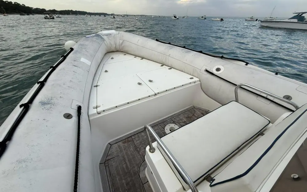 slider 8 Joker Boat Clubman 26