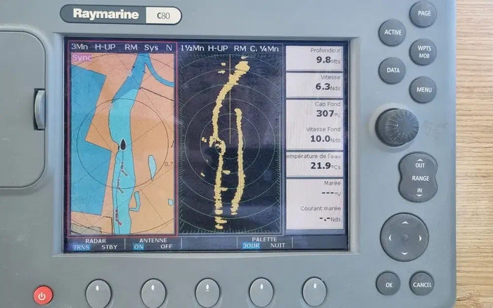 slider 7 Jeanneau Merry Fisher 925
