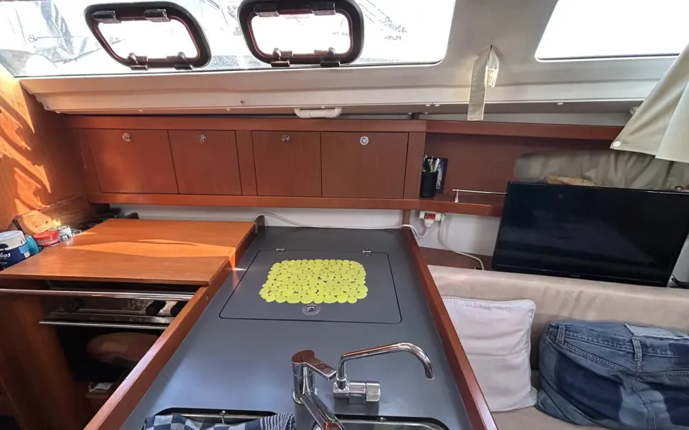 slider 10 Beneteau Oceanis 31 Dl