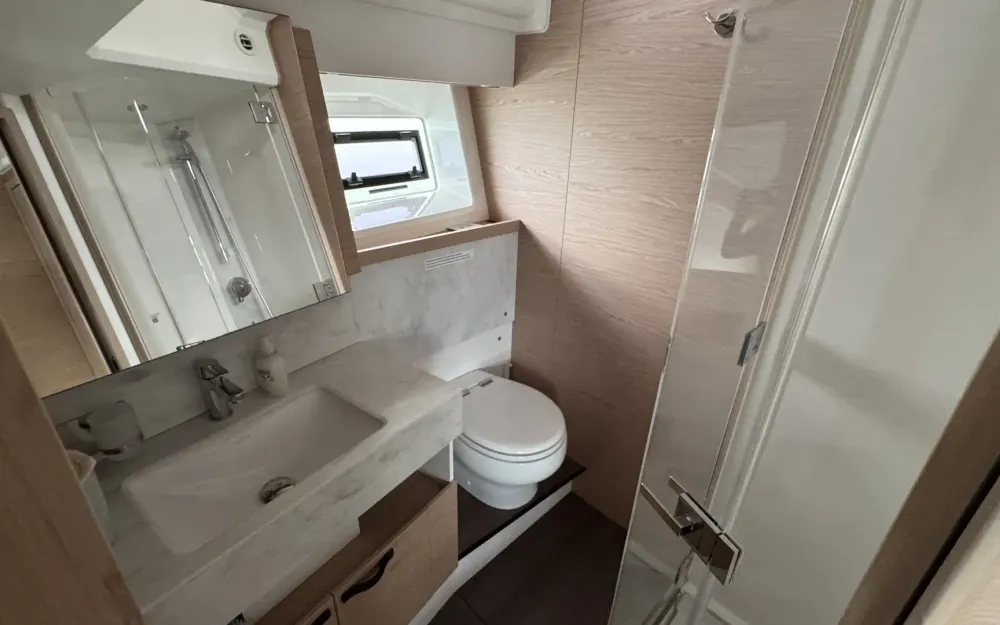 slider 22 Beneteau Grand Trawler 62